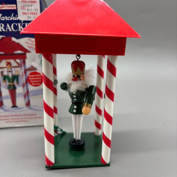 Marching Nutcracker Animated Christmas Ornament Enchanted Workshop Vintage 1994 - Picture 4 of 4
